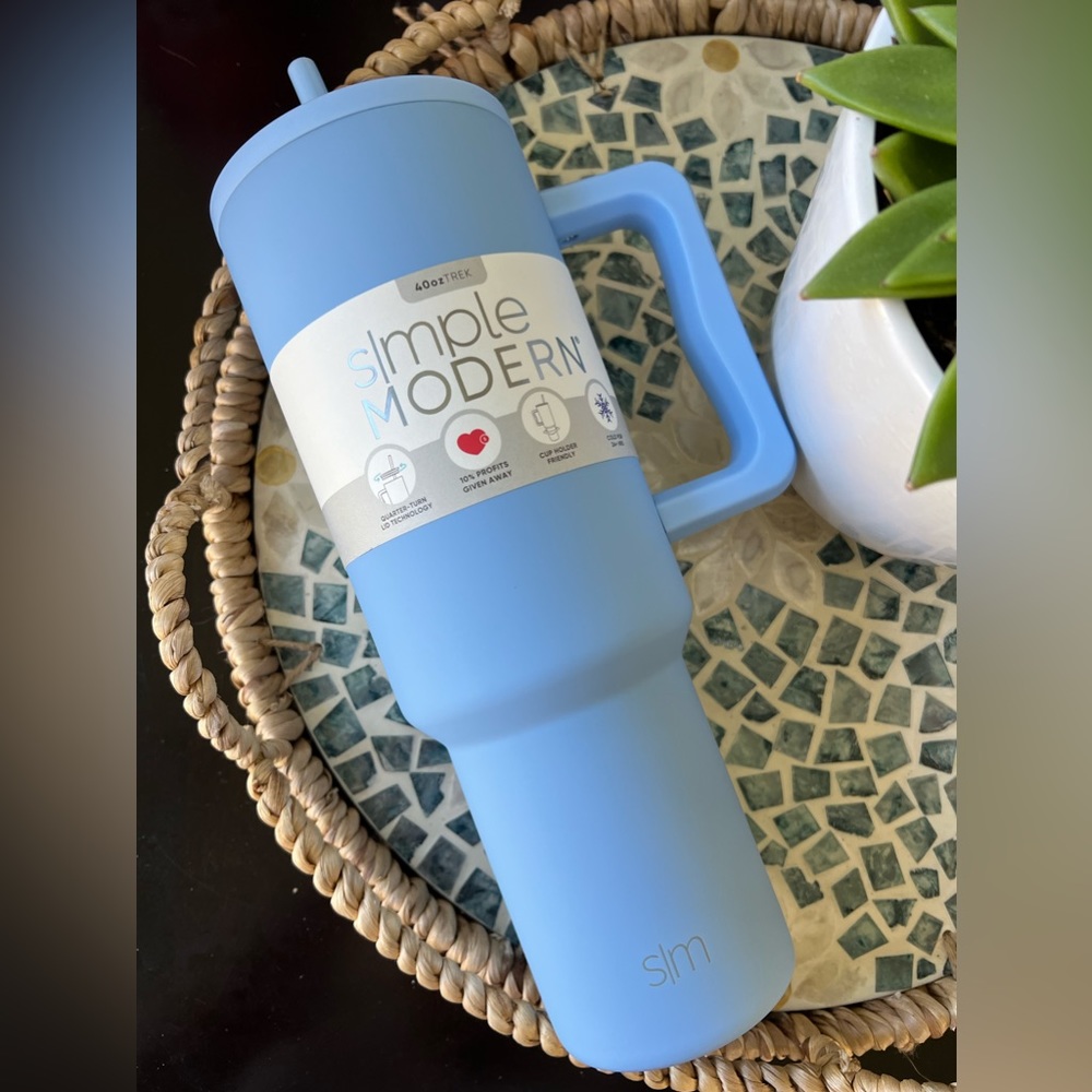 Simple Modern Forget Me Not 40oz trek - soft touch.